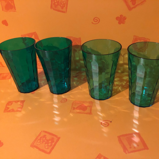 Diamant 4 Becher mit Kanne