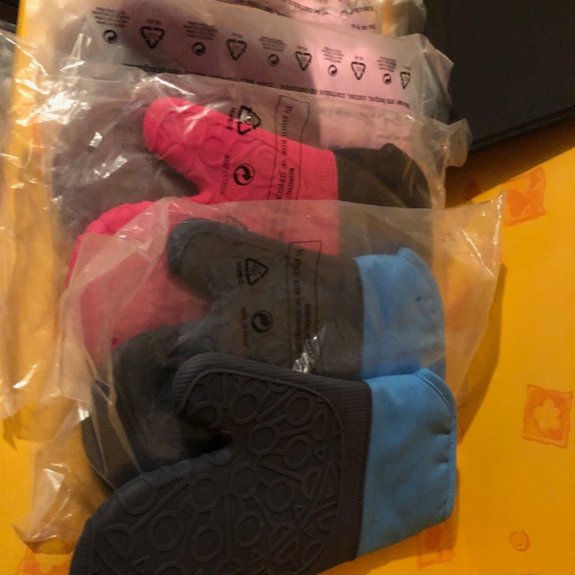 Ofenhandschuhe versch. Farben